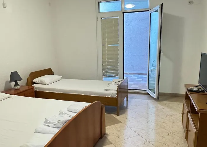 Sea La Vie Apartments