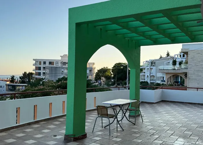 Sea La Vie Apartments